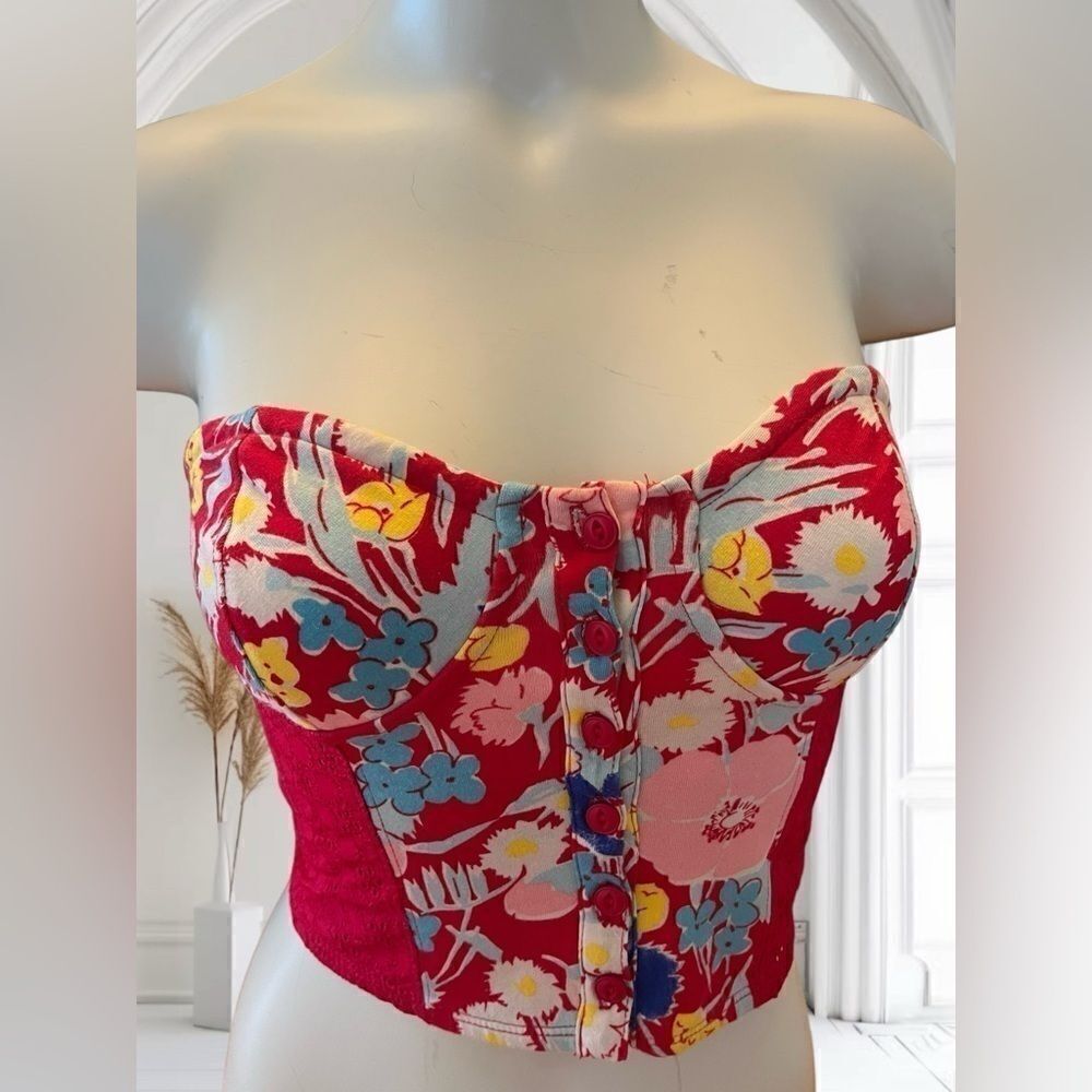 Kimchi Blue Strapless Floral & Eyelet Bustier Top